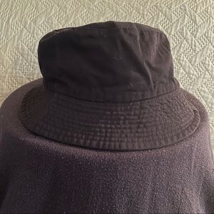 Black cotton bucket hat